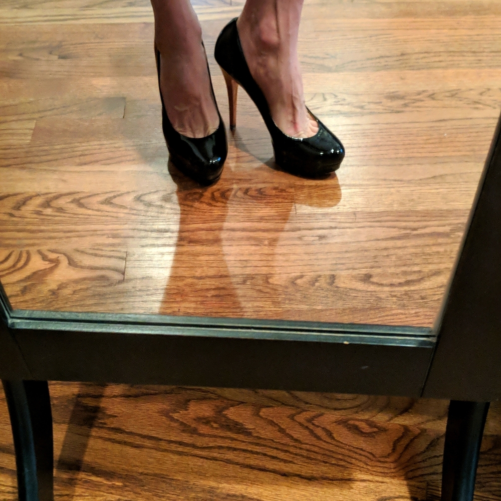 Michael Kors black patent leather heels